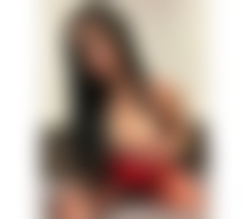 SARA🖤quick service available🖤