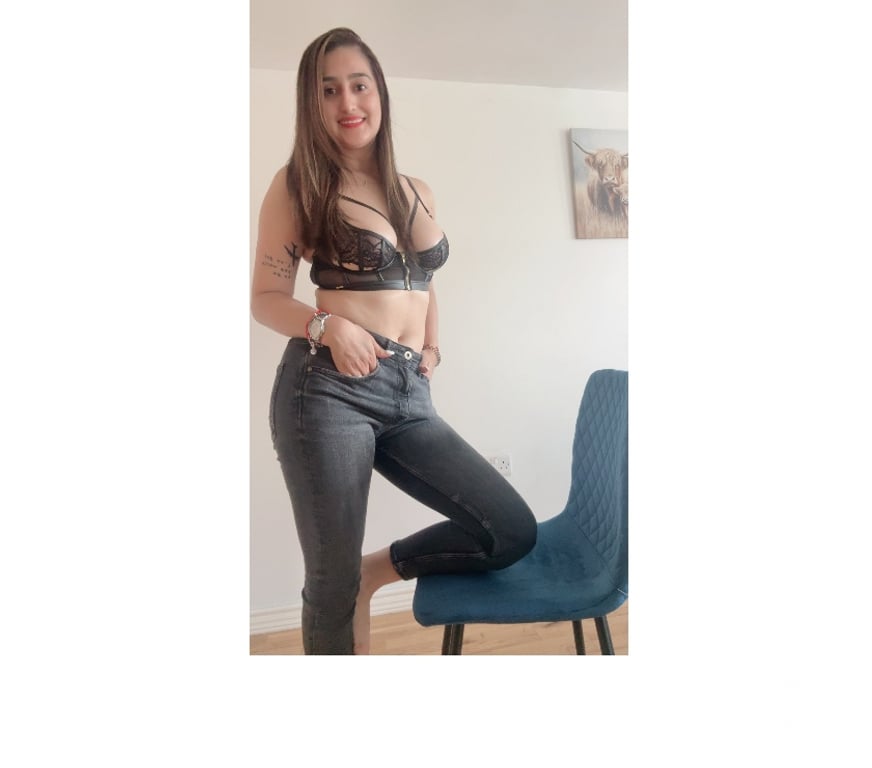 Escorts West London Hounslow - Photos for Elena party Paraguayan girl new in town 🥳