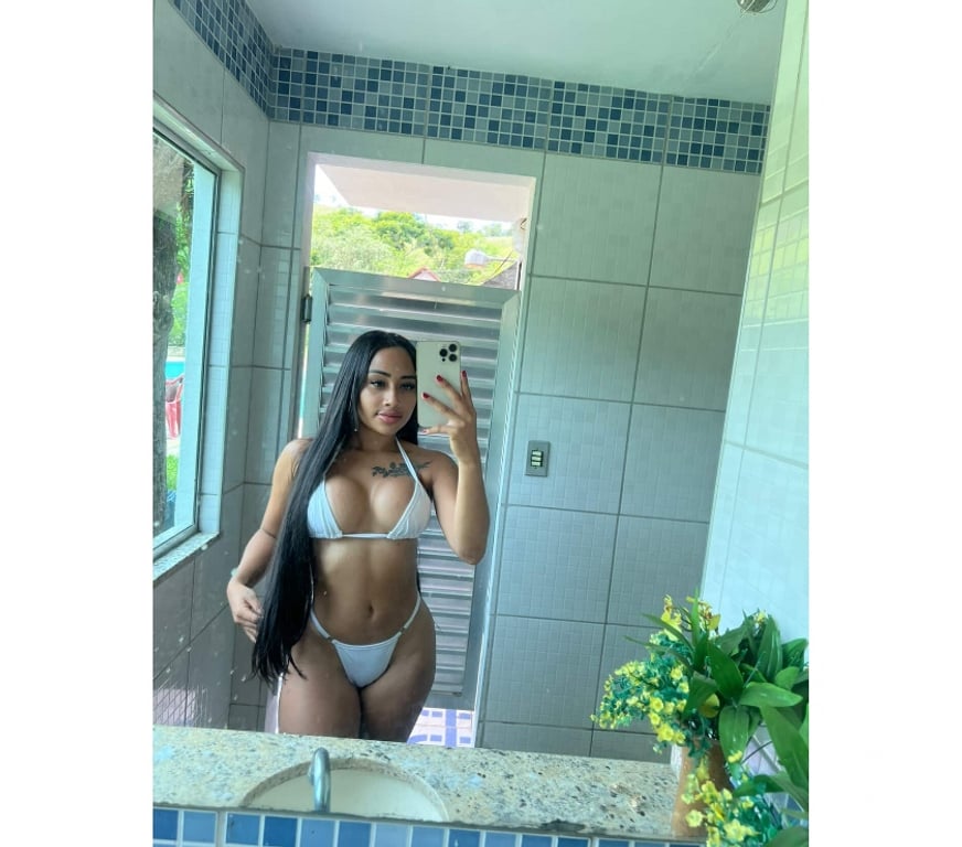 Escorts East London Stratford - DLR Station - East London - Photos for Nicole, 22- Stunning, Elegant, Friendly & Unforgettable