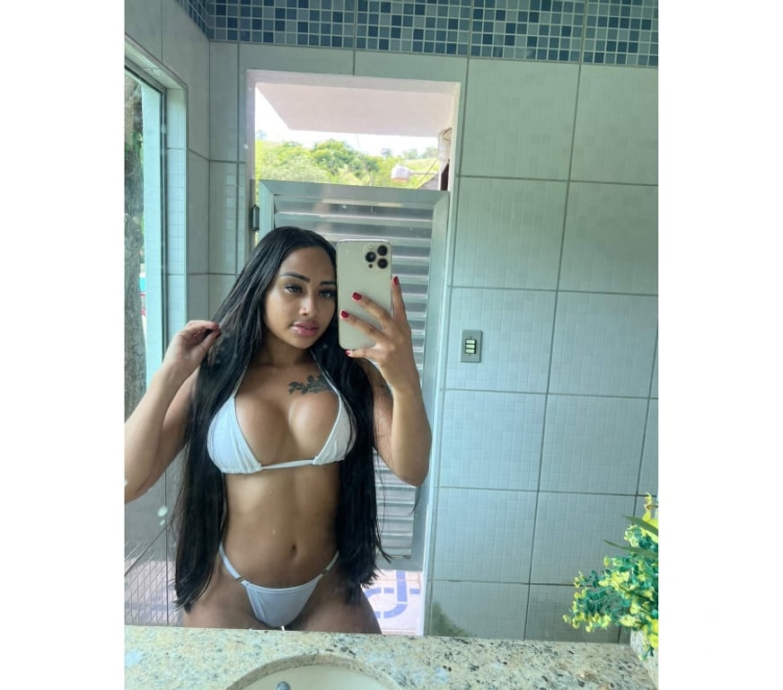 Escorts East London Stratford - DLR Station - East London - Photos for Nicole, 22- Stunning, Elegant, Friendly & Unforgettable