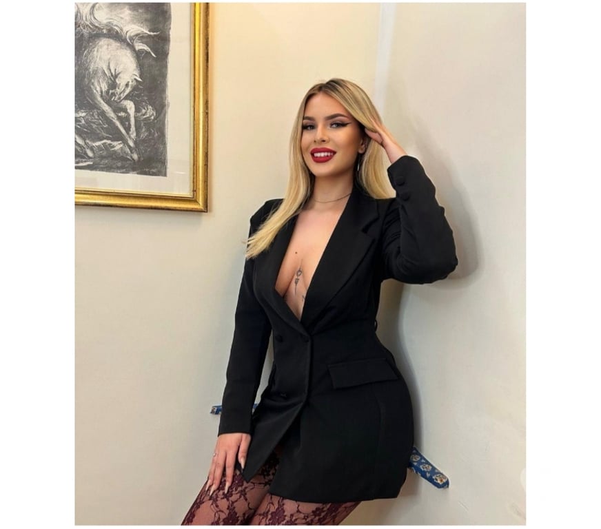 Escorts Bedfordshire Luton - Photos for 🥰Adelle🥰 : Escort og Massage.