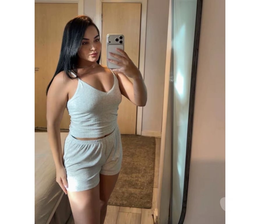 Escorts West London Acton Central Station - West London - Photos for 💯 REAL PIC 🔥 ATTRACTIVE GIRL FOR COMPANY 💋