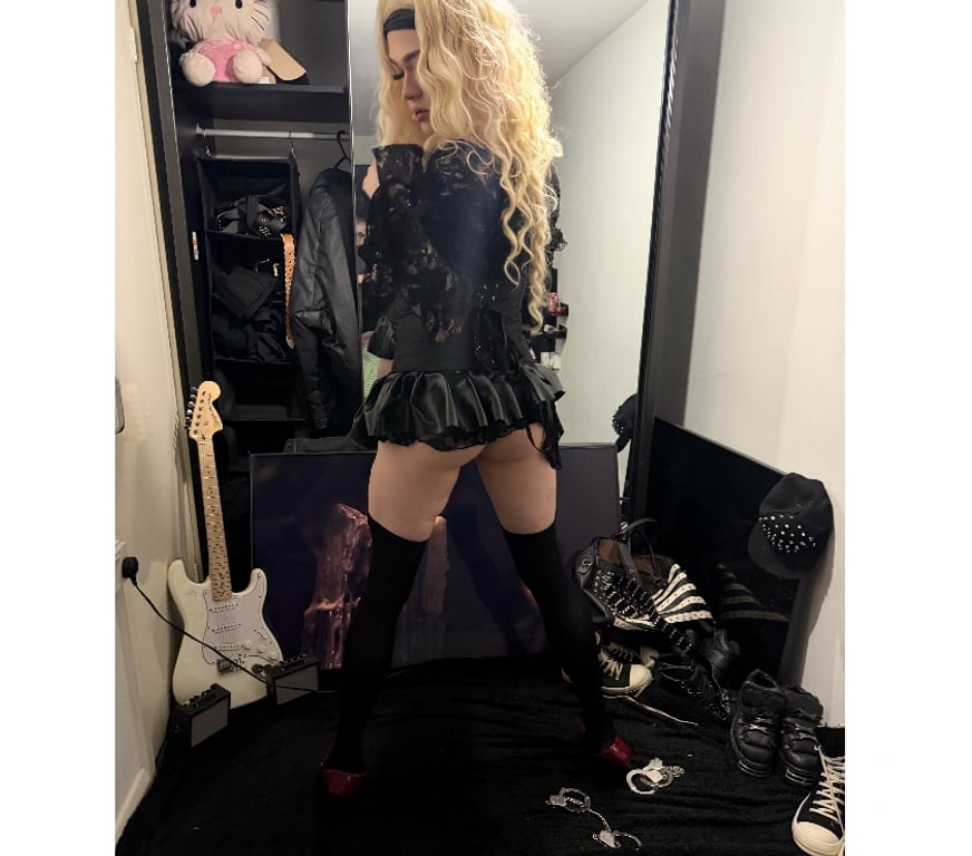 Trans Escorts North West London Abbey Road - North West London - Photos for 🤍 British - Lilith 🤍 Party Girl 🤍