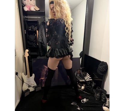 Transsexual Abbey Road North West London - Photos for 🤍 British - Lilith 🤍 Party Girl 🤍