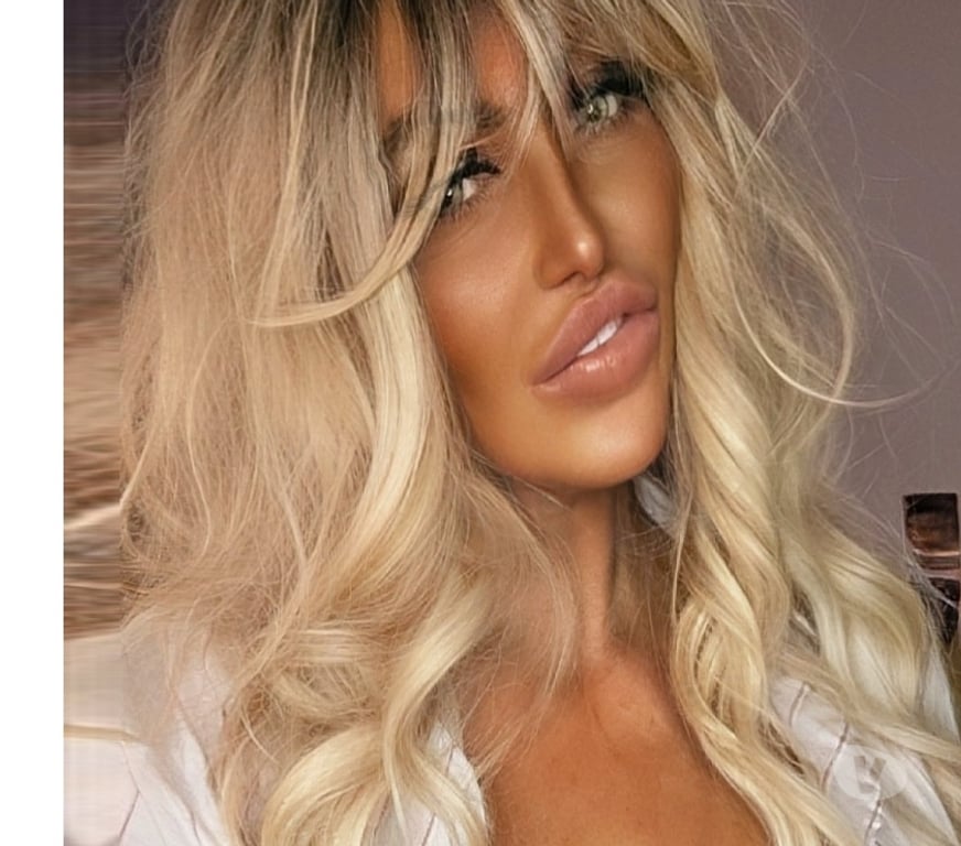 Escorts Cheshire West and Chester Northwich - Cheshire West and Chester - Photos for English escort based in Northwich