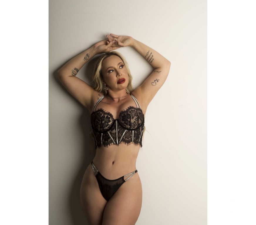 Escorts Windsor and Maidenhead Windsor - Windsor and Maidenhead - Photos for JULIA💋HOT&SEXY🇧🇷FULL PARTY🎉BEST SERVICES