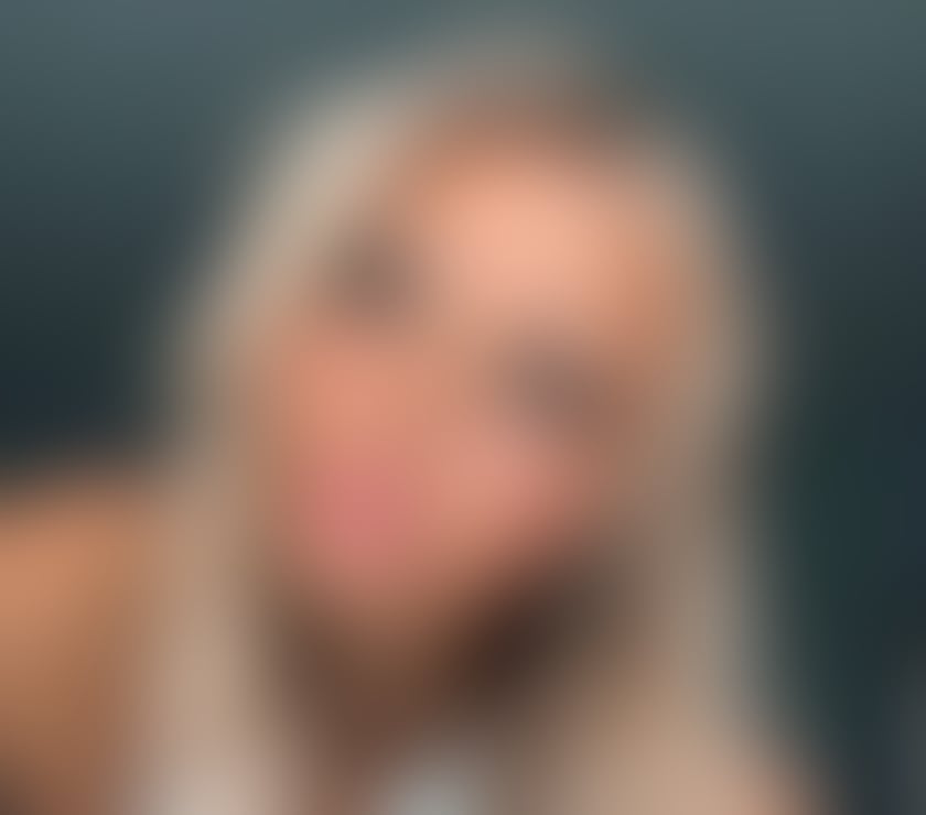 Escort Sheffield City Centre Sheffield - Photos for Sophisticated International Companion – Discreet & Refined