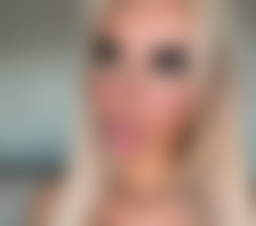 Escort Sheffield City Centre Sheffield - Photos for Sophisticated International Companion – Discreet & Refined