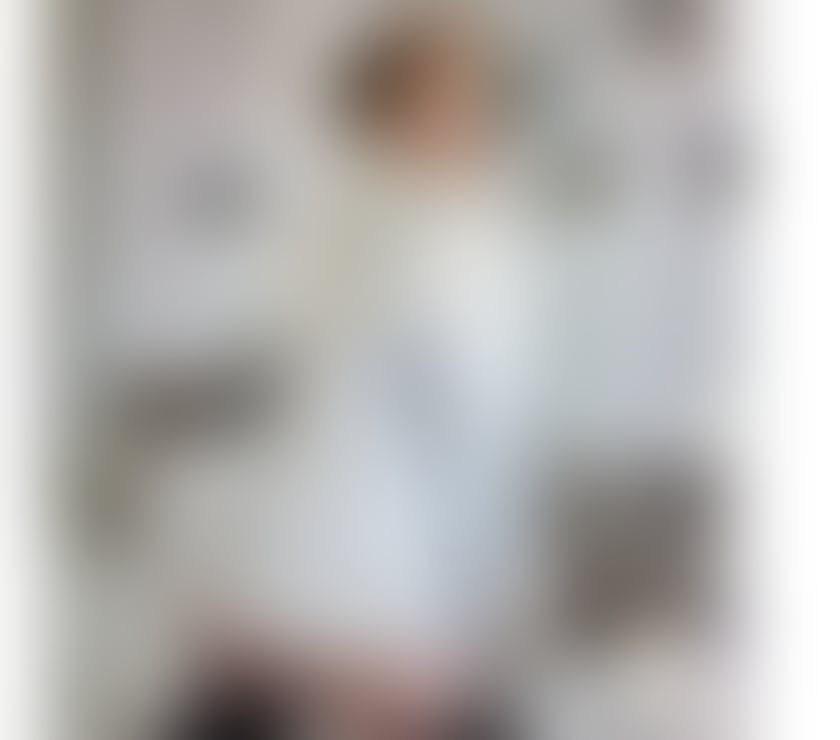 Escorts Surrey Woking - Photos for Milf in the town.Naughty time.