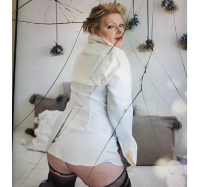 Escorts Saint Johns Woking - Photos for Milf in the town. GFE and OWO.
