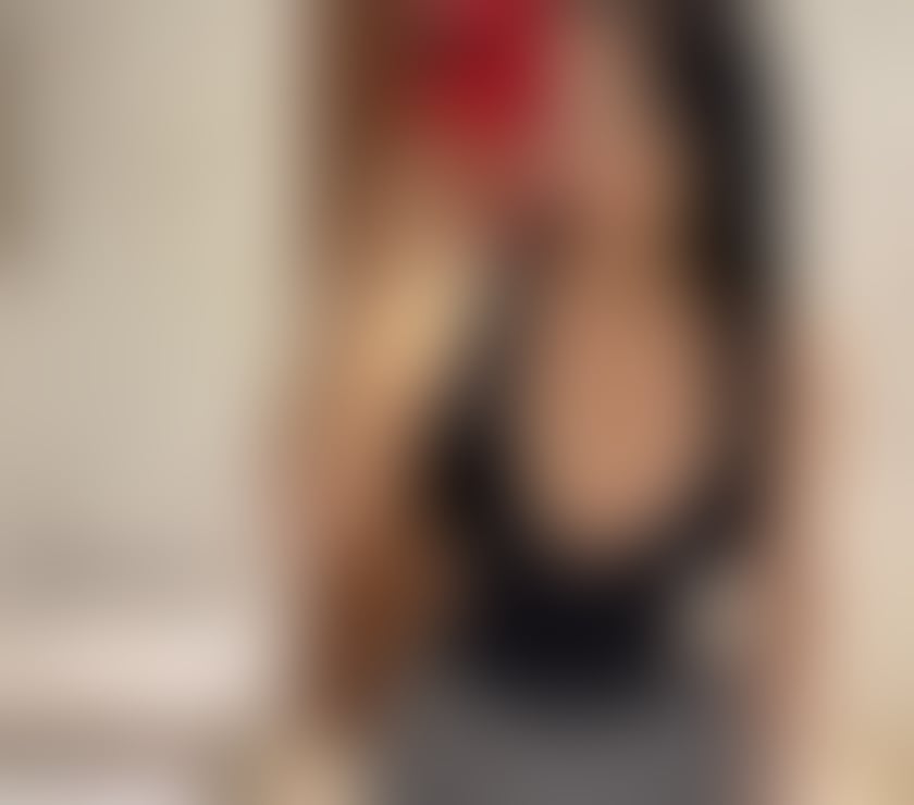 Escorts Milton Keynes City Centre Milton Keynes - Photos for JÚLIA - PARTY GIRL 🍾 - NO RUSH