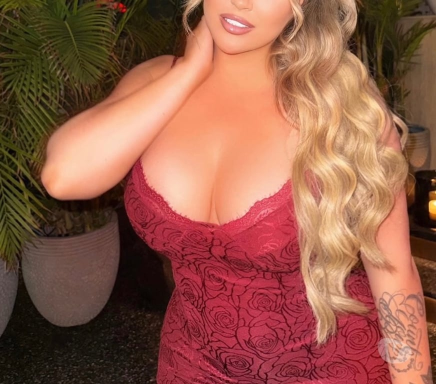 Escorts West Sussex Crawley - Photos for Queen of bj party girl