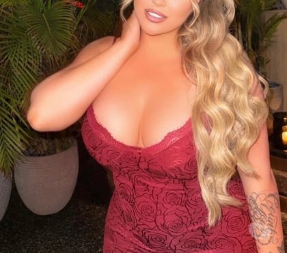 Escorts London Gatwick Airport Crawley - Photos for Queen of bj party girl