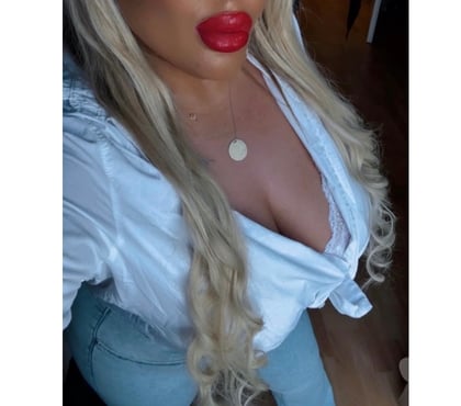 Escort Eastbourne Town Centre Eastbourne - Photos for Queen of bj party girl