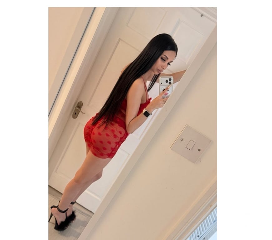 Escorts East London Poplar - East London - Photos for LORA ARRIVED🔥PARTY🥂REAL OWO INCLUDED🫦