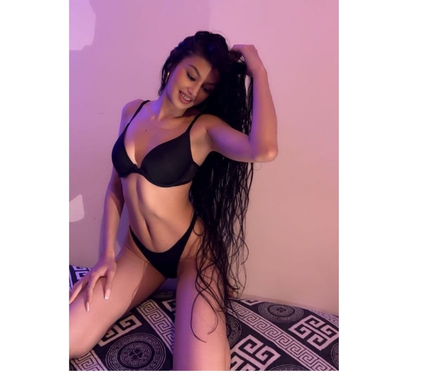 Escorts East London Poplar - East London - Photos for 🫦ALEXIA PETITE🫦REAL GIRL PARTY AVAILABLE 💯💯