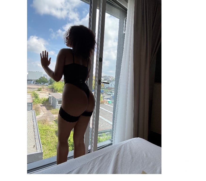 Escorts South East London Woolwich - South East London - Photos for 🇧🇷 Luana GFE Brazilian sexy 🌼