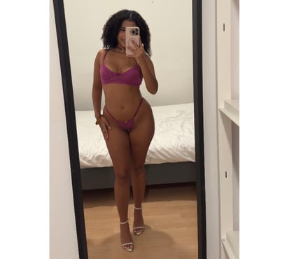 Escort Woolwich South East London - Photos for Athena ✨ Confidence, beauty, and elegance 🥂