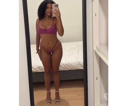 Escort Woolwich South East London - Photos for Athena ✨ Confidence, beauty, and elegance 🥂