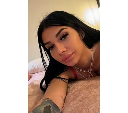 Escorts Huddersfield Kirklees - Photos for Kim — Your Luxury Escape From Reality 💎🍷