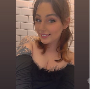Adult Entertainment Blackpool Town Centre Blackpool - Photos for Brunette| petite| big booty