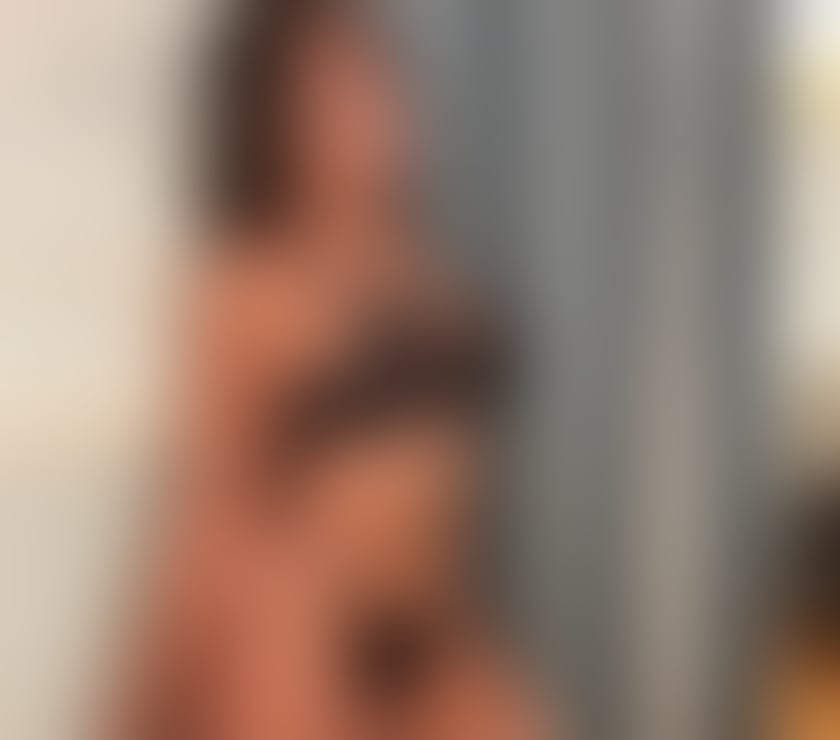  Escorts Battersea South West London - Photos for 💘 Dark eyes, simple tastes💣