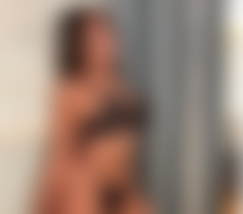  Escorts Battersea South West London - Photos for 💘 Dark eyes, simple tastes💣