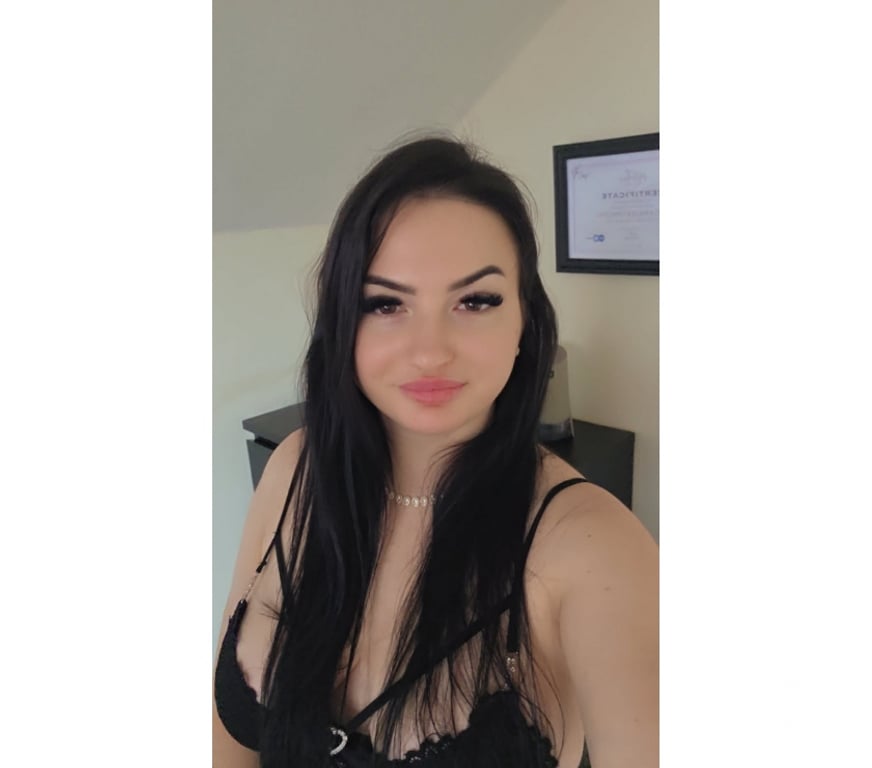 Escorts West Yorkshire Leeds - Photos for Professional massage Swedish by Jennifer