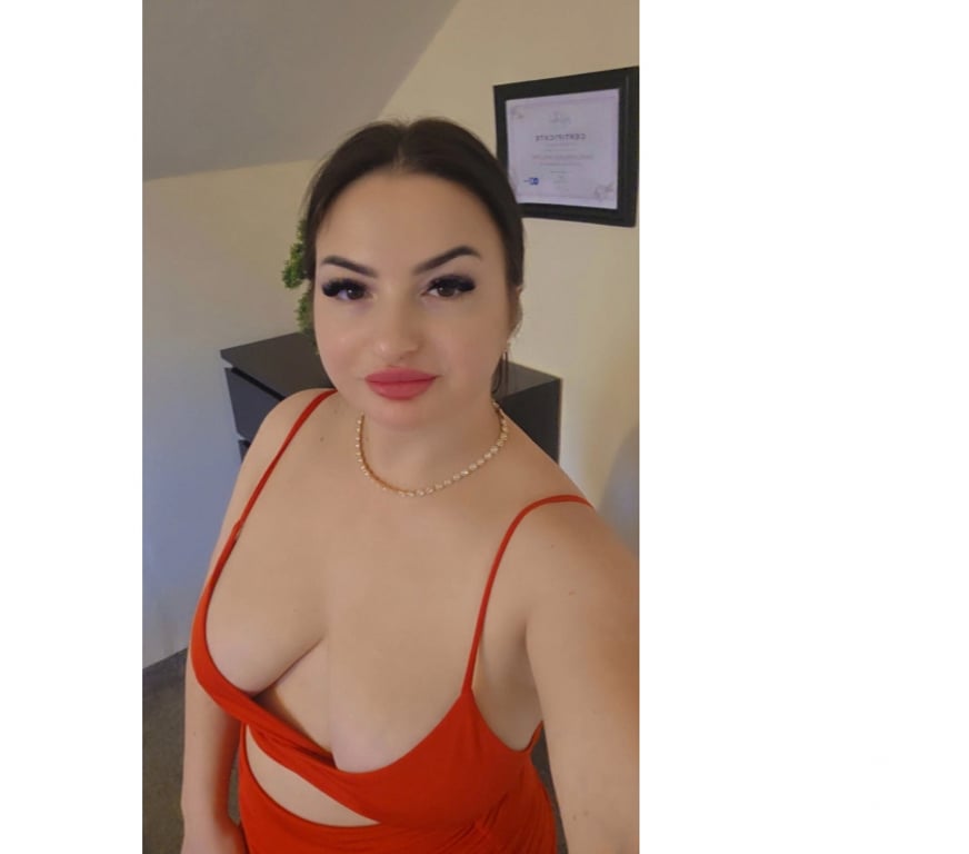 Escorts West Yorkshire Leeds - Photos for Professional massage Swedish by Jennifer