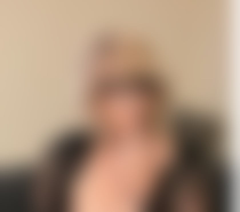 Escorts East London Redbridge - Photos for HI ME NAME MILF ZARA! BARKING , LOMBRIDGE RD
