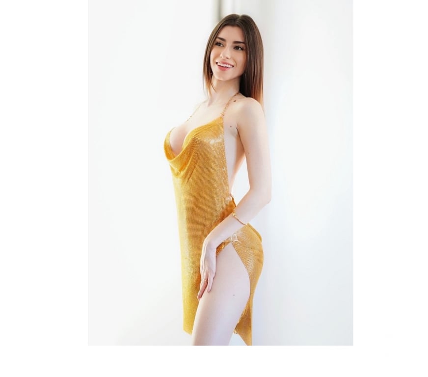 Escorts East London Havering - Photos for Adriana | Brazilian Party girl (extras) 🎉🥳