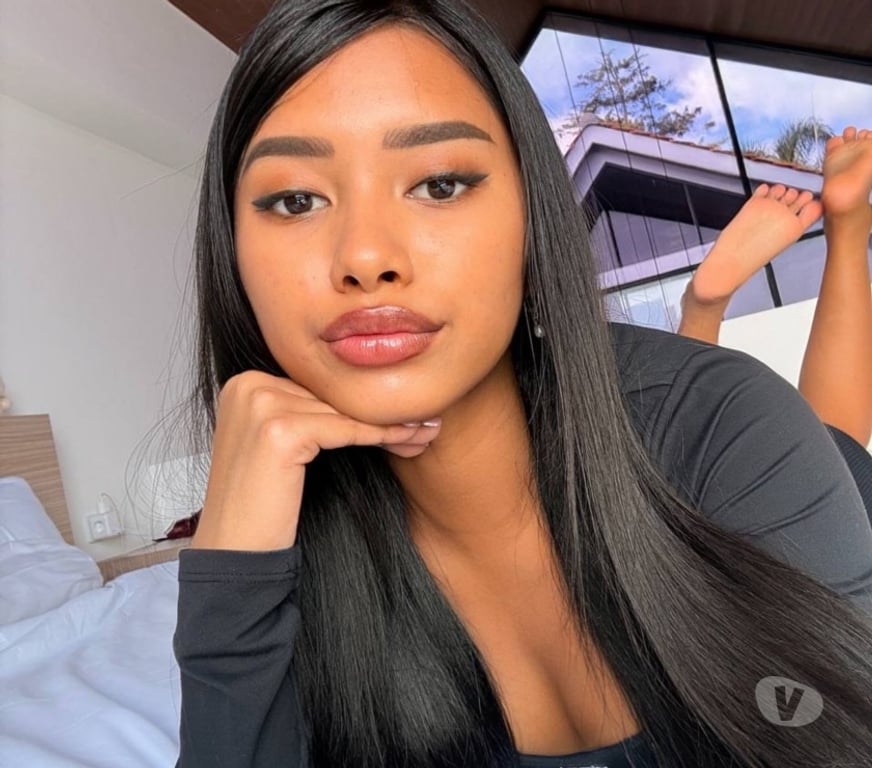 Escorts Surrey Epsom and Ewell - Photos for 🇧🇷 GIRL WITH BROWN SKIN 🍫🤎 PETITE ✨ 1.50m tall