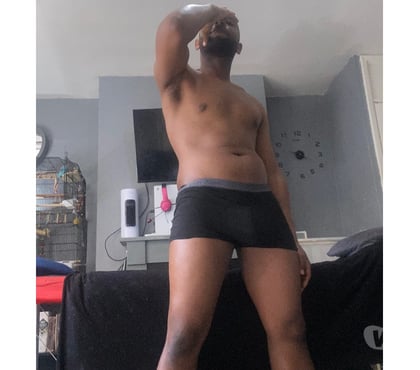 Gay Escorts Birmingham Sandwell - Photos for Black male masseur active for bookings :)✅