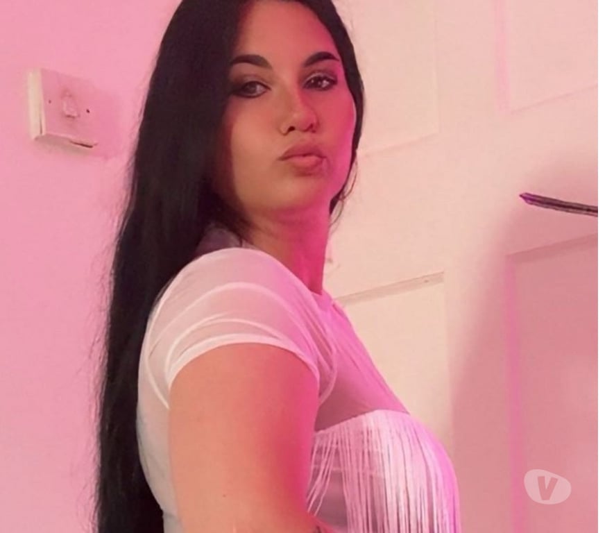 Escorts Merseyside Knowsley - Photos for Friendly & pasional in Liverpool Relaxed no rush
