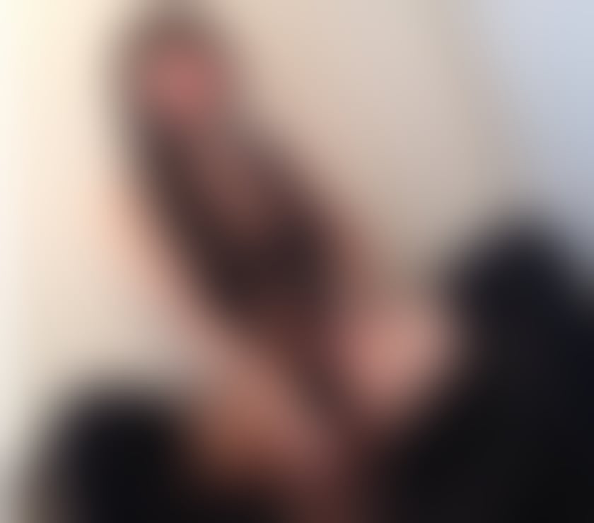 Escorts West Yorkshire Kirklees - Photos for New in town. Sexy and beautiful Thai ladyboy. 07884745751
