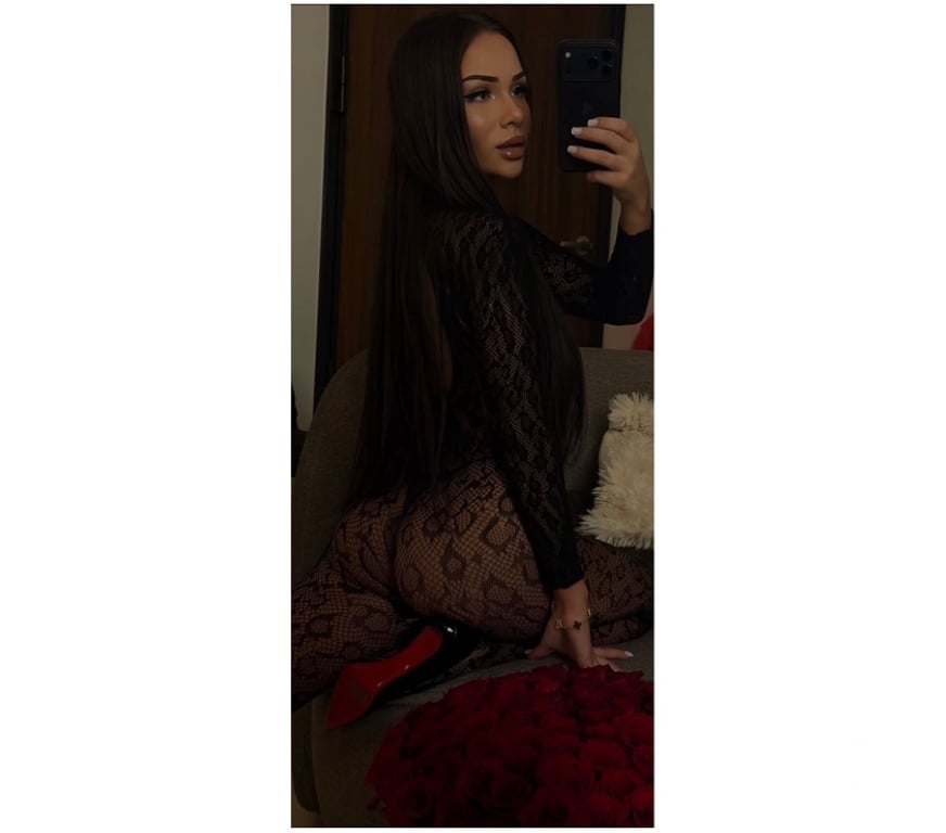 Escorts Leicestershire Leicester - Photos for Julia💕Sophisticated&Curvy Young Brunette😛⭐️