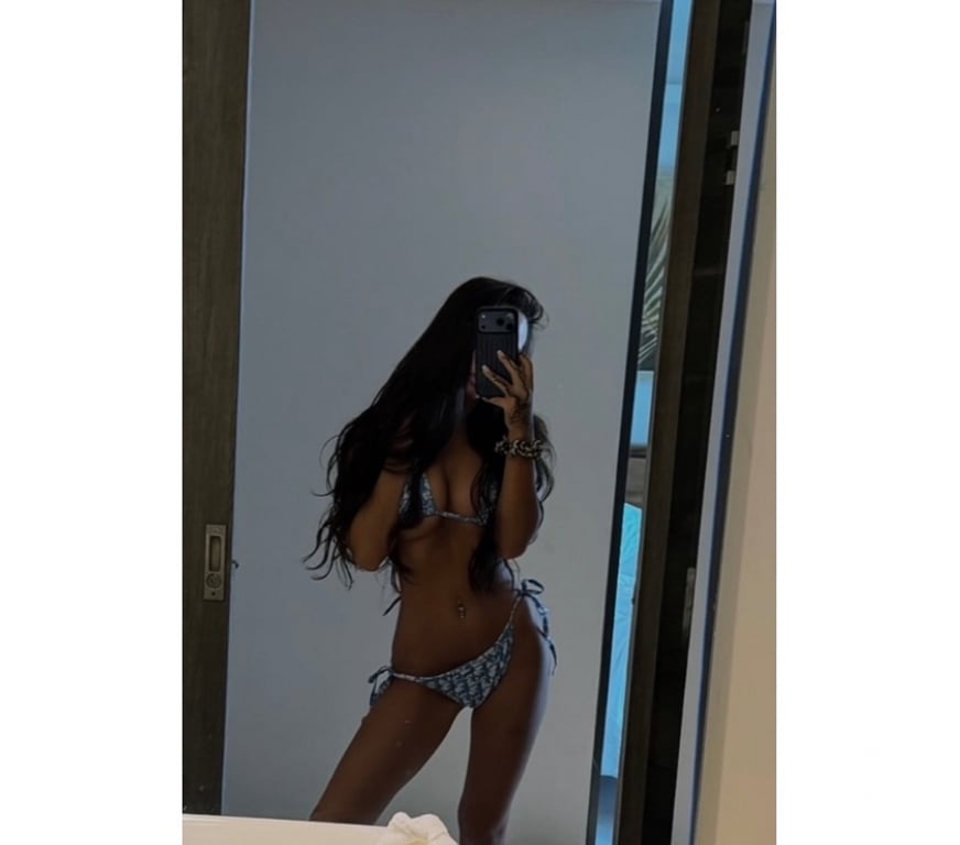 Escorts Leicestershire Leicester - Photos for Julia💕Sophisticated&Curvy Young Brunette😛⭐️