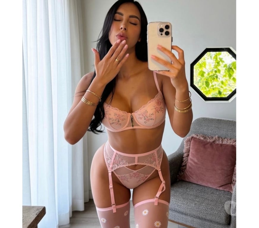 Escorts West London Hillingdon - Photos for 🖤AMY , AVAILABLE NOW 🥰