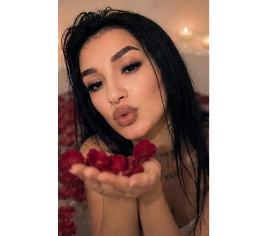 Escorts Greater Manchester Oldham - Photos for Liviaa🩷Party🫦Incall Or Outcall❤️