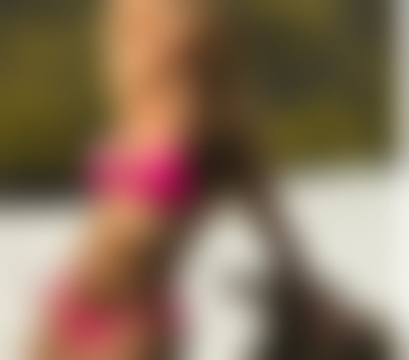 Trans Escorts West London Barons Court Station - West London - Photos for relaxing, deep tissue, and therapeutic massage