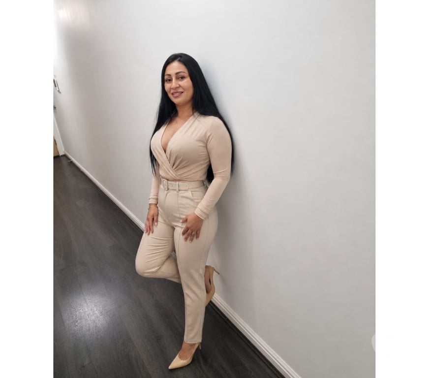 Escorts East London East Ham - East London - Photos for 💕LARISSA 💗🙆🏼‍♀️ 💦PARTY🥂REAL PICTURE