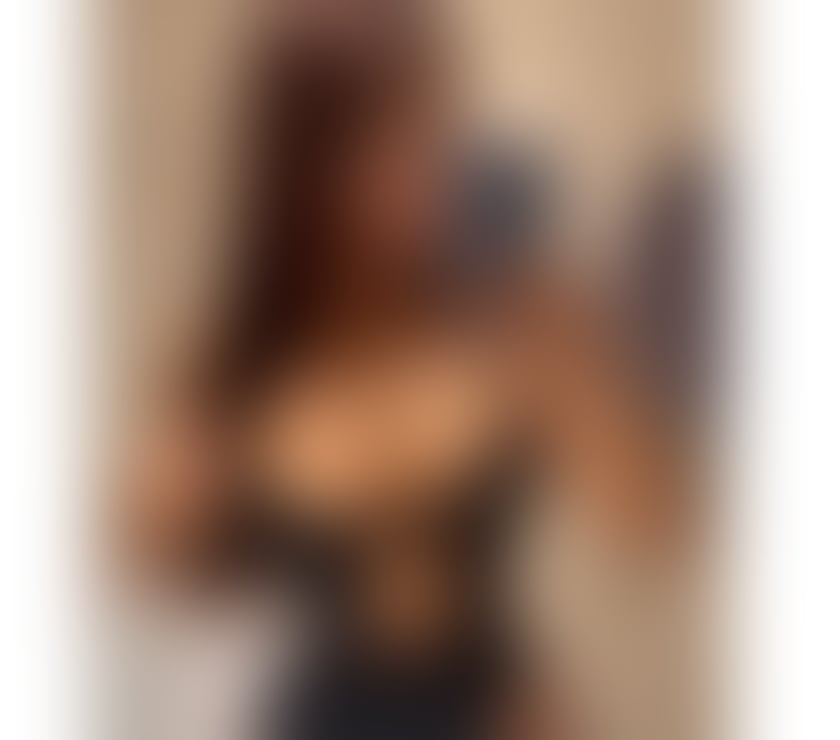 👅😋Dominatrix hot tongue sculptural body
