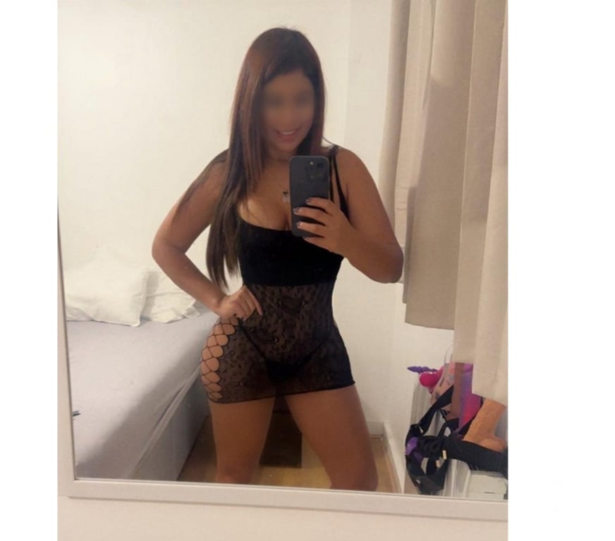Escorts North West London Harrow - Photos for 👅😋Dominatrix hot tongue sculptural body
