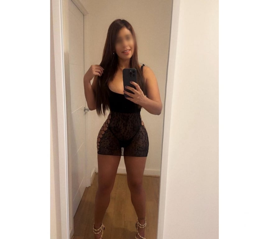 Escorts North West London Harrow - Photos for 👅😋Dominatrix hot tongue sculptural body