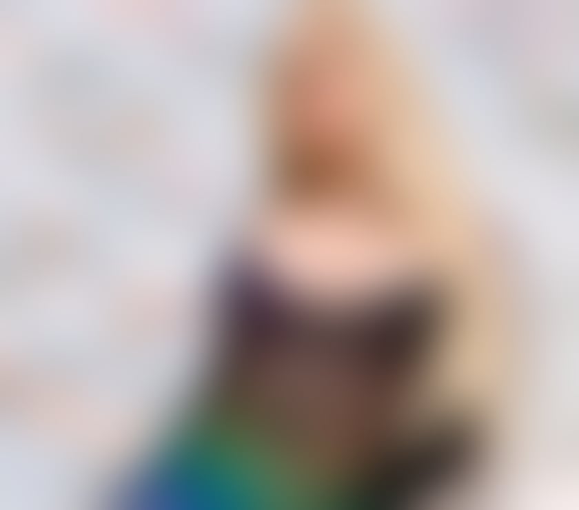 Escorts South West London Tooting Broadway - South West London - Photos for 🔥LAURA HOT SEXY BLOND BOMBSHELL🔥