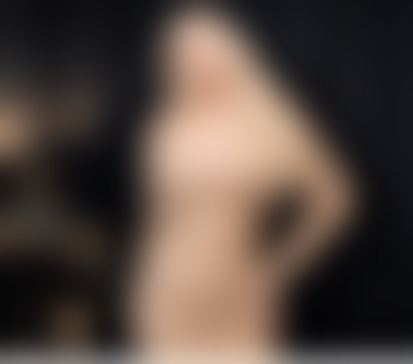  Escorts & Erotic Massage Tooting Broadway South West London - Photos for 🔥LAURA HOT SEXY BLOND BOMBSHELL🔥