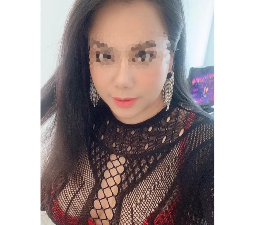 Escorts Oxfordshire Oxford - Photos for Sensual Massage with Hot oil by Kimberly