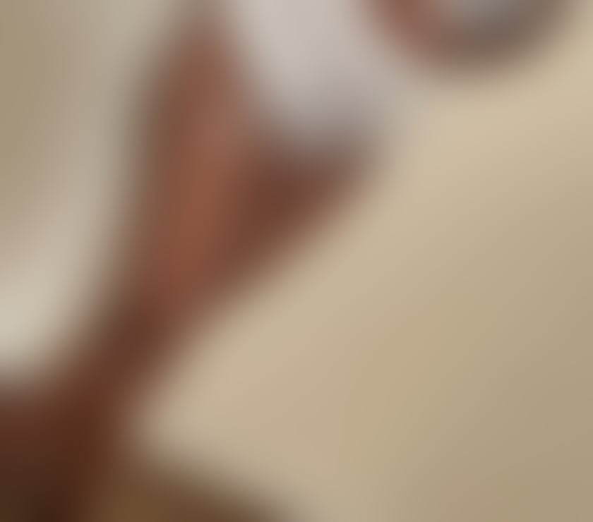 Caernarfon - Gwynedd — African masseuse