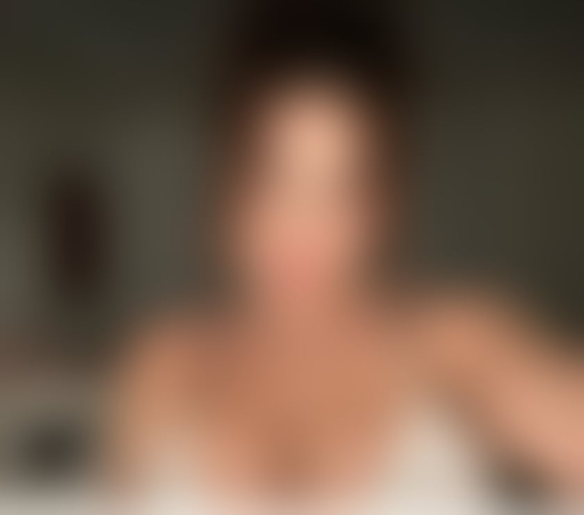  Escorts Surrey Quays South East London - Photos for new escort in your city