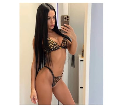 Escort Bristol City Centre Bristol - Photos for Skinny 😈IZABELL 😈 StrapON lovers ♥️ real💯